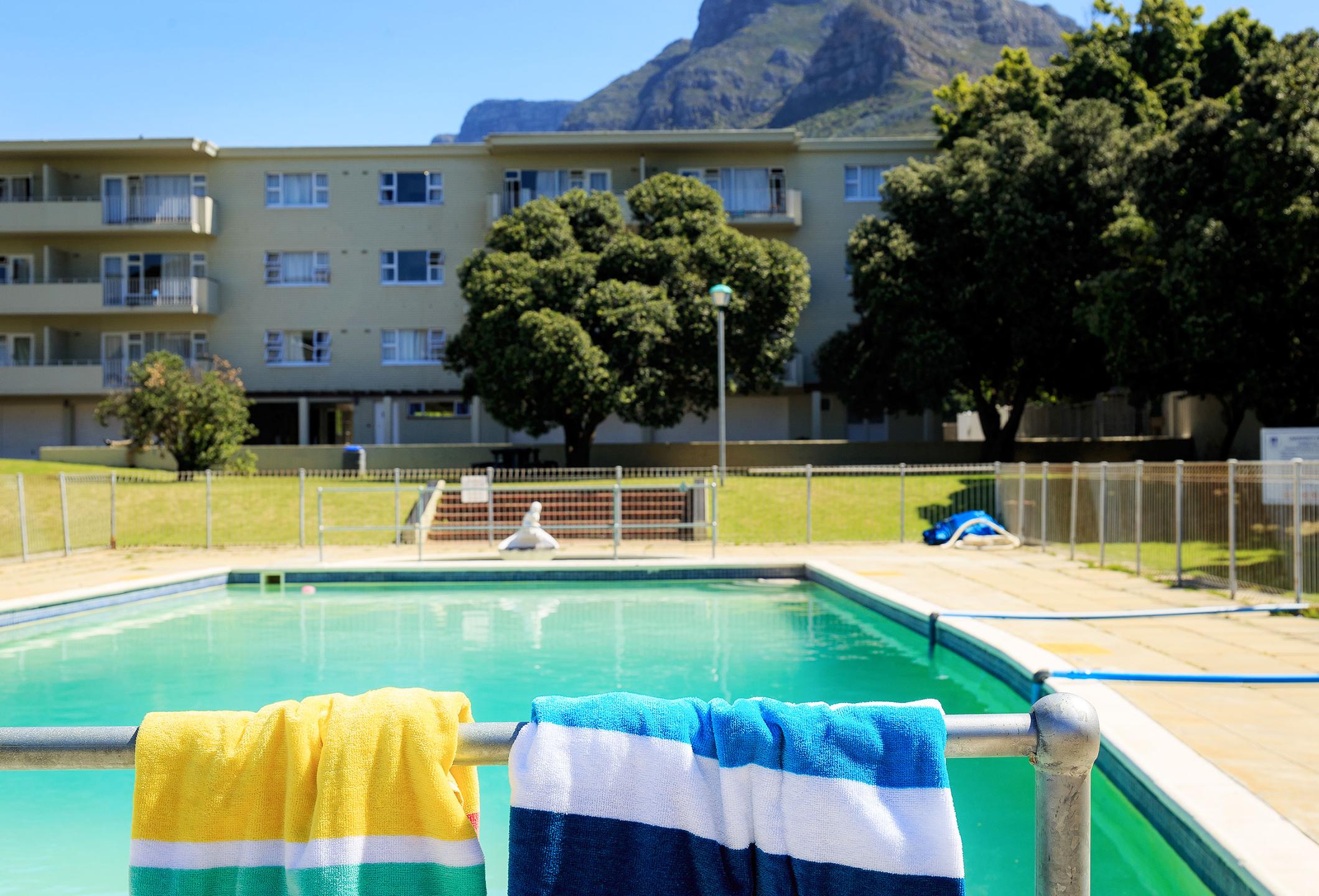 Forest Hill - swimming pool