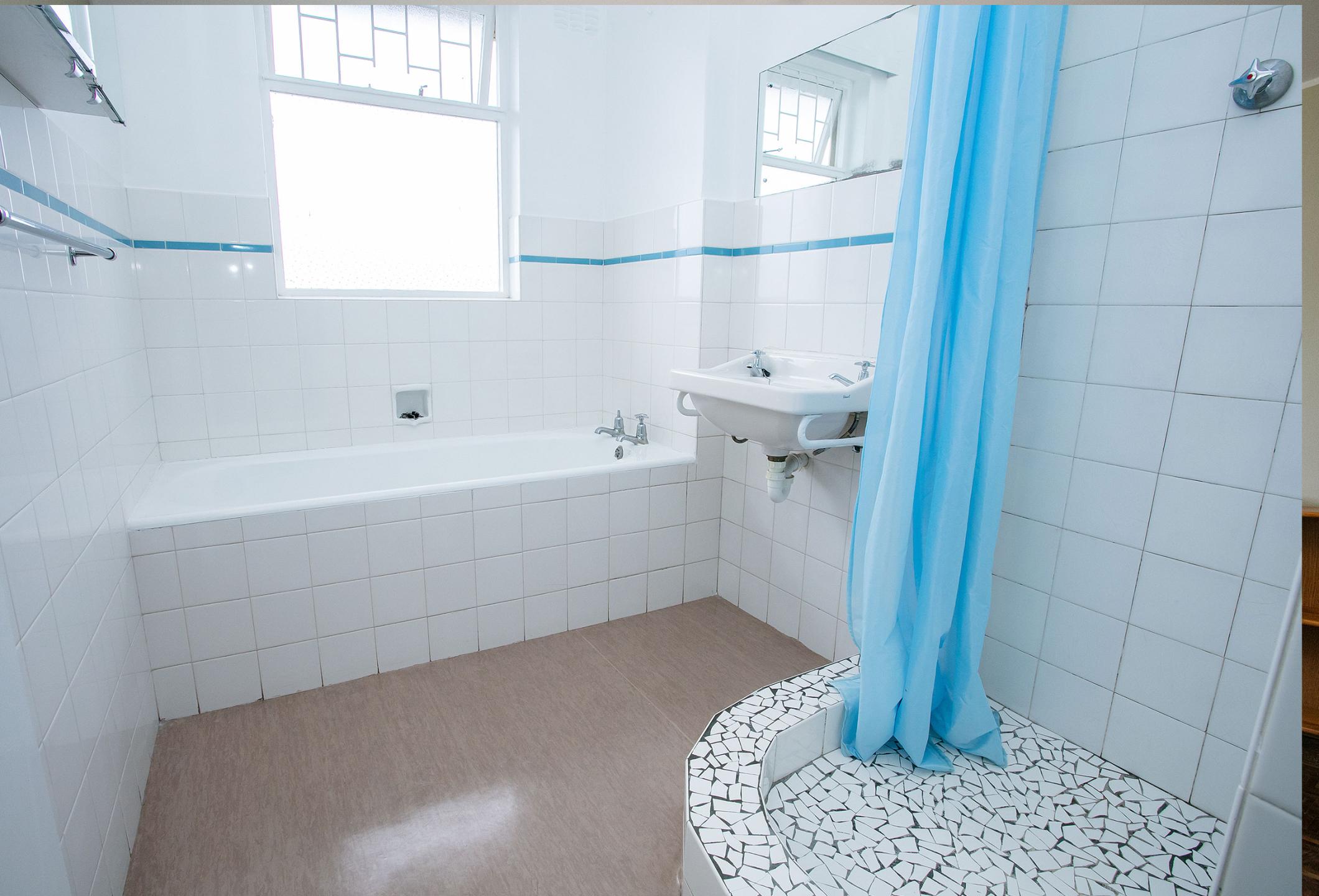 Forest Hill - bathroom