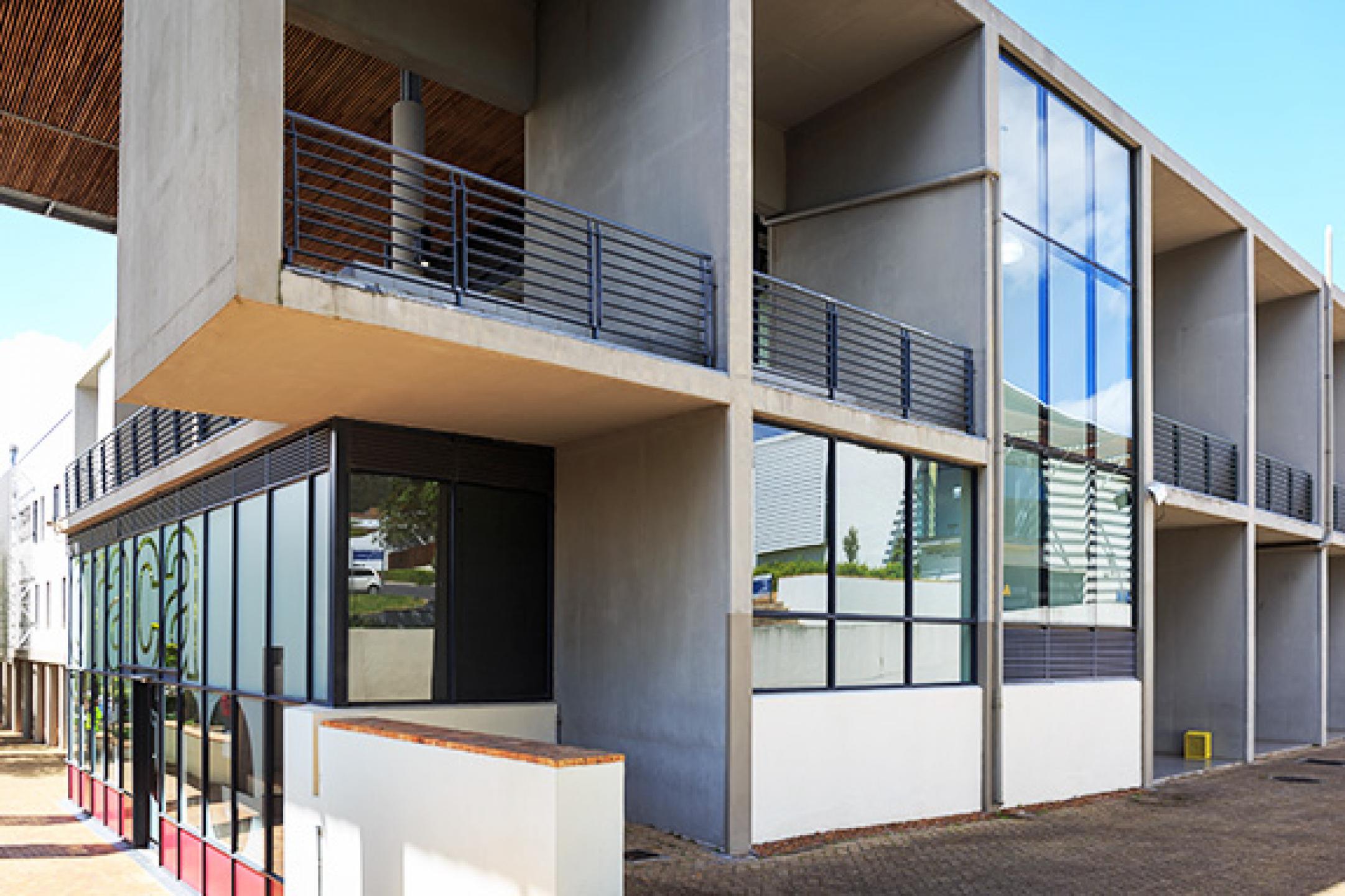 Graça Machel Hall - façade