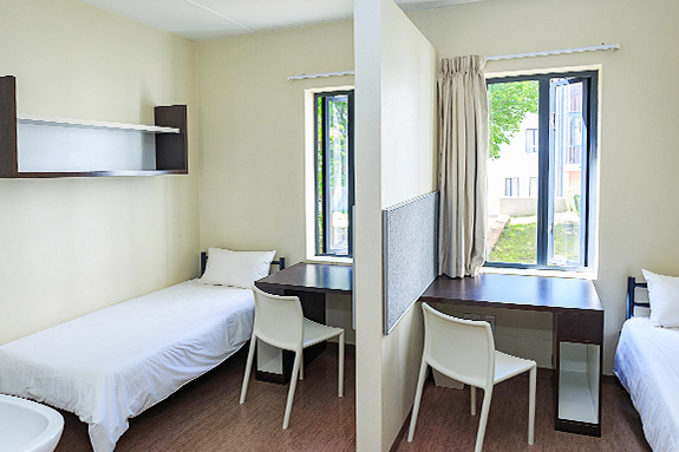 Graça Machel Hall - partitioned double room