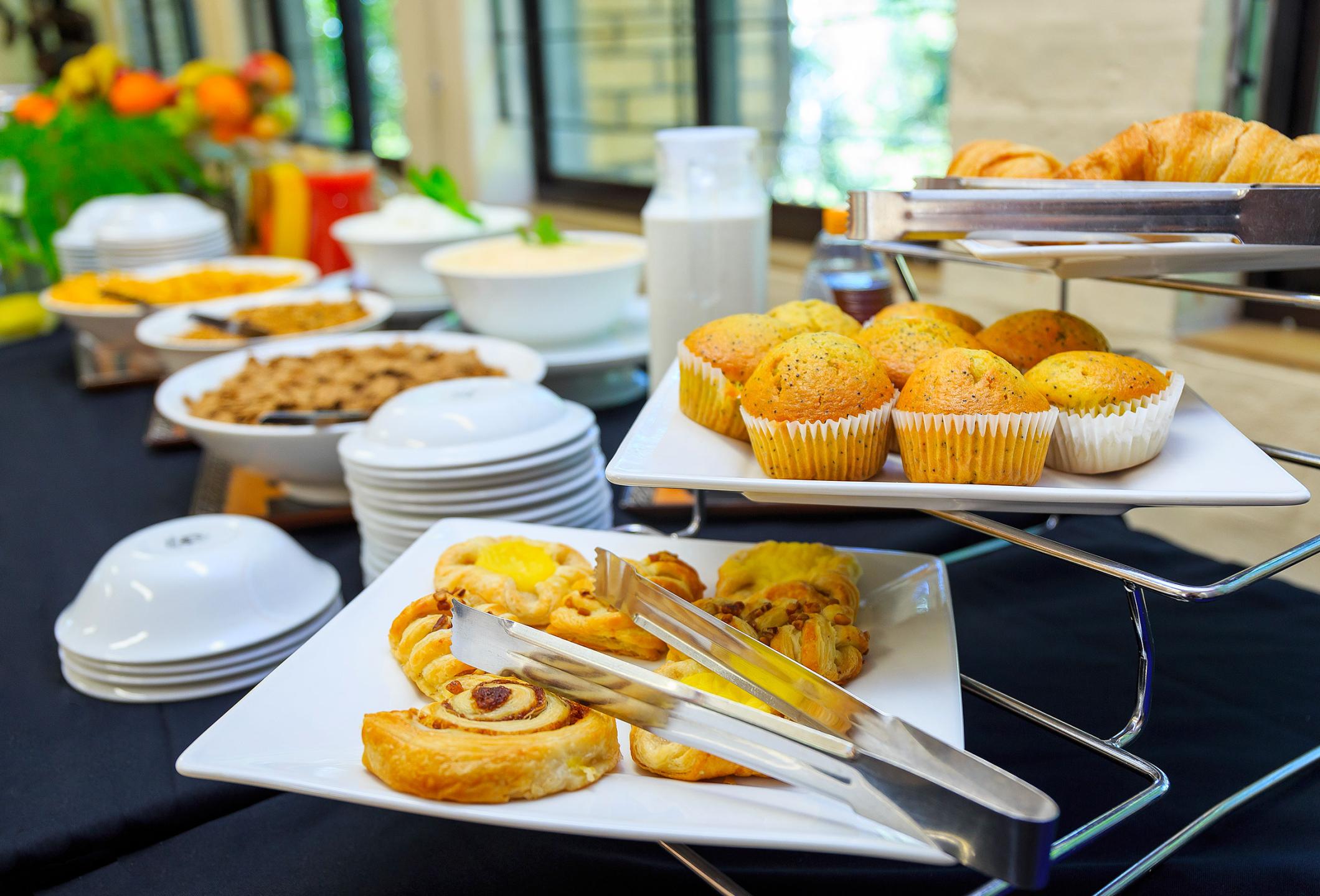 All Africa House, breakfast buffet