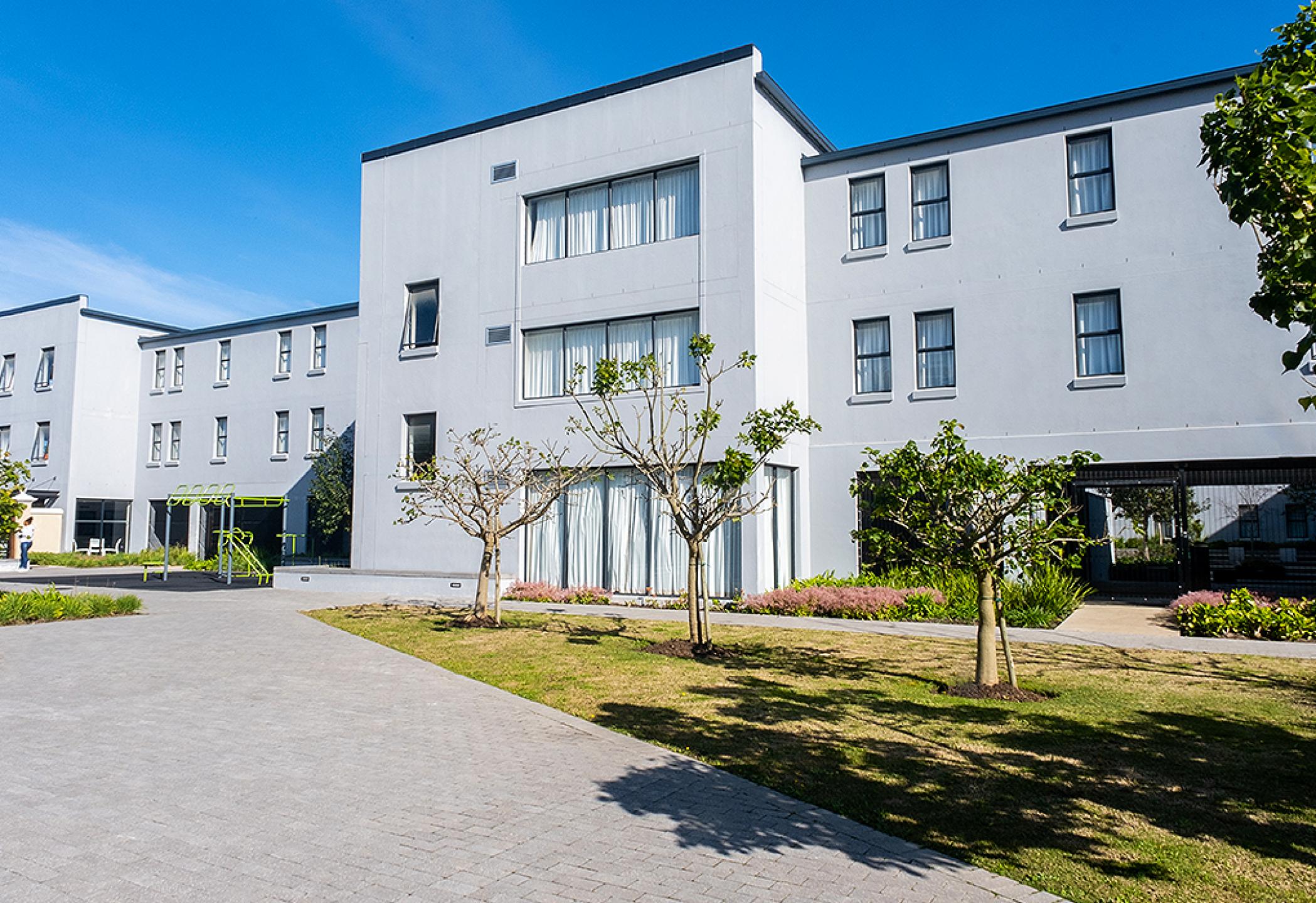 Stay&Connect: Avenue Road Residence, building exterior