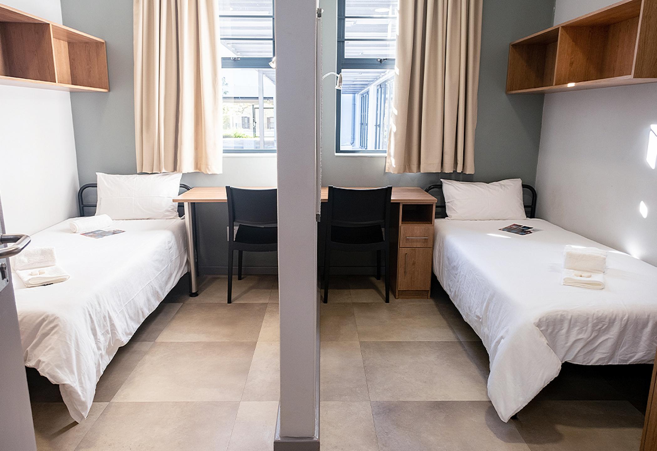 Stay&Connect: Avenue Road Residence, room sleeping two persons