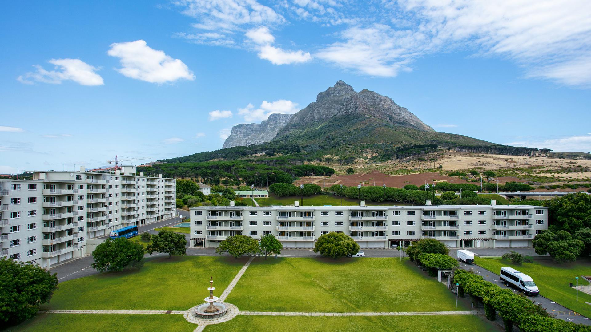 Forest Hill - complex