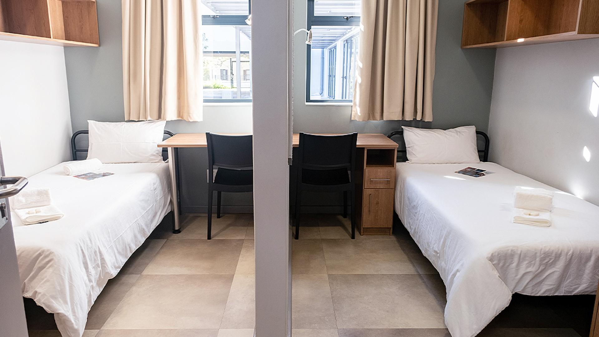 Stay&Connect: Avenue Road Residence, room sleeping two persons