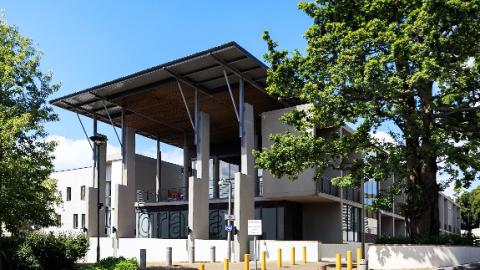 Graça Machel Hall - building