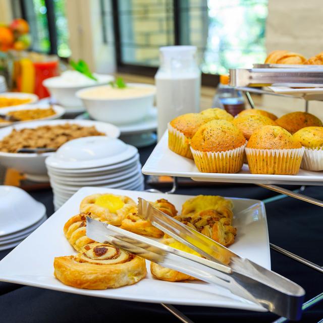 All Africa House, breakfast buffet